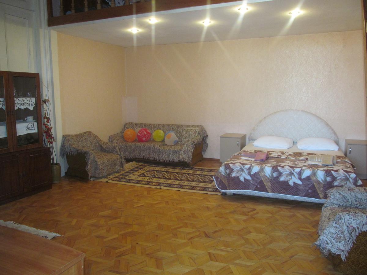 Grandma`s Hotel Tbilisi Exterior foto